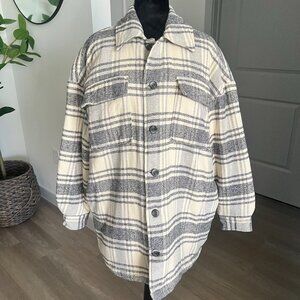 NWOT French Connection Womens Caty Plaid Padded Shacket Sz S Gray Chore Style